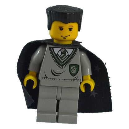 Ron/Crabbe, Slytherin Torso, Light Gray Legs, Black Cape with Stars