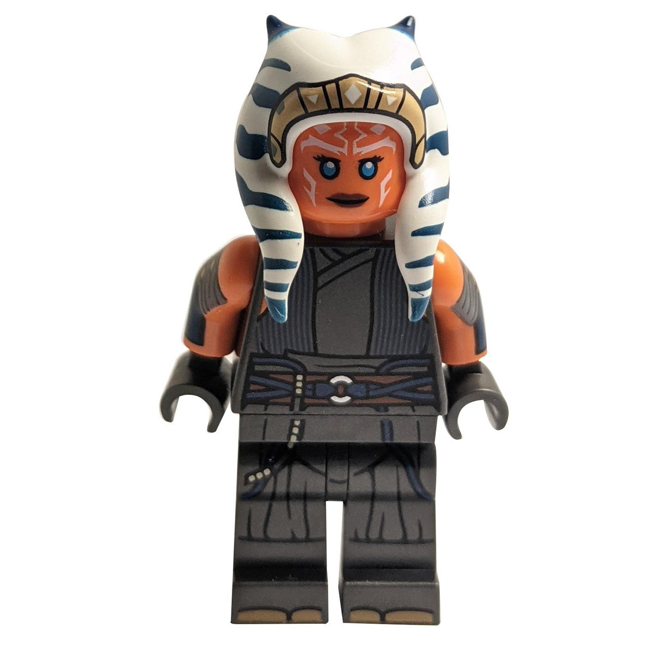 Ahsoka Tano (Adulta) - Brazos impresos con arma 