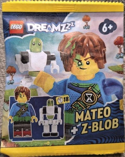 552301 Mateo and Z-Blob paper bag