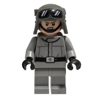 Conducteur d'AT-ST impérial (casque avec lunettes, jambes simples) (75332) avec arme 