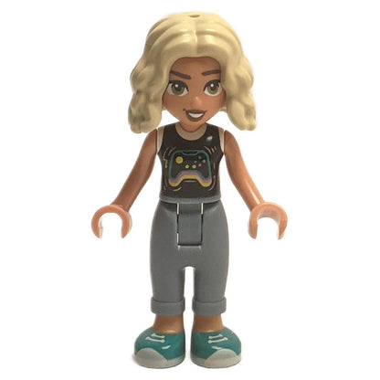 Friends Nova Mini Doll with Gamer Style Outfit