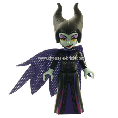 Maleficent - Filigree Dress with weapon