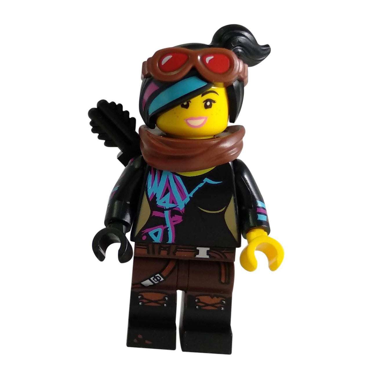 Lucy Wyldstyle with Black Quiver, Reddish Brown Scarf and Goggles, Open Mouth Smile / Angry - LEGO Minifigure The LEGO Movies